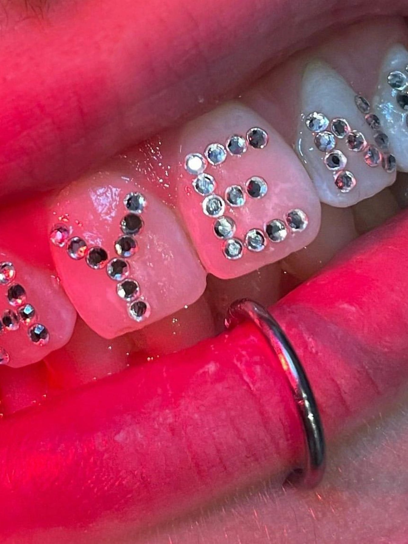 Strass pour les dents